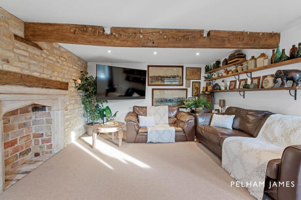 21 Main Street, Cottesmore - Sitting Room