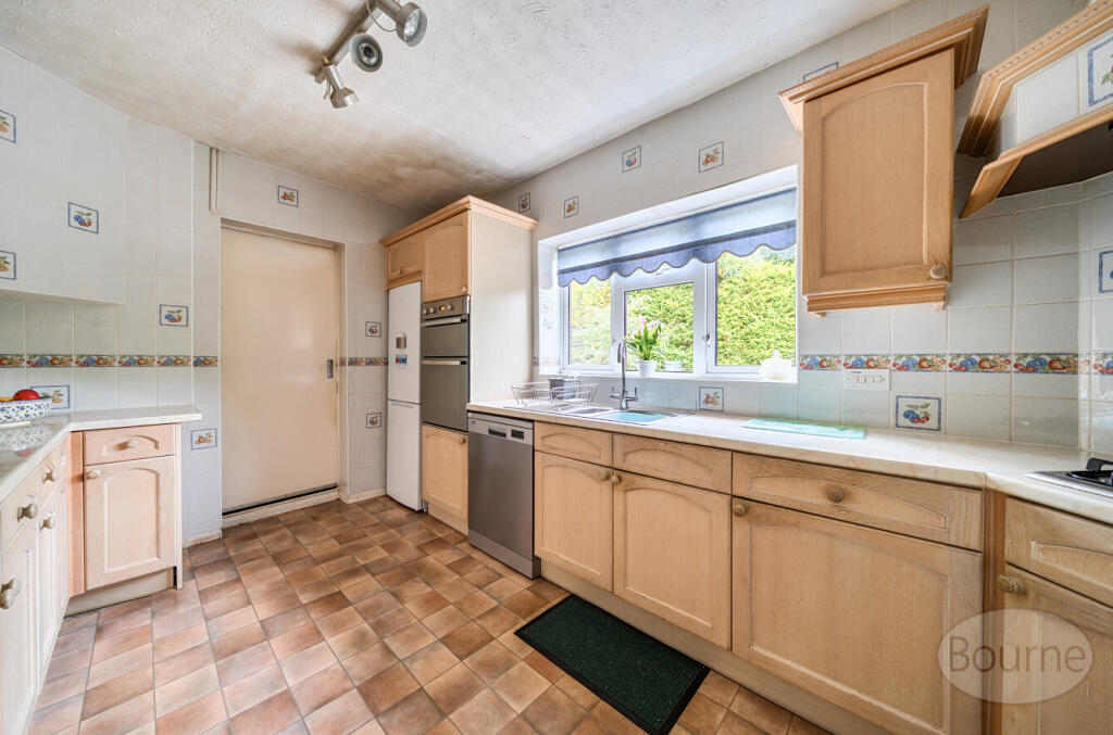 d6c03a94-bb07-4c3...