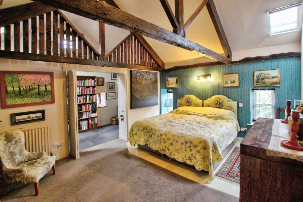 House Bedroom1