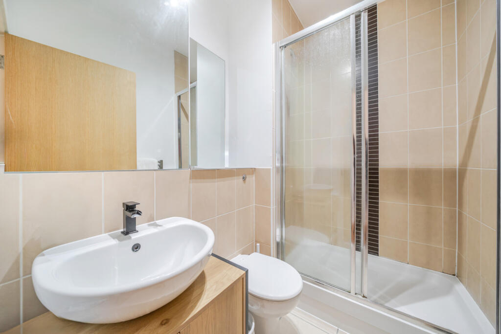 1371735-3-68fa0db...