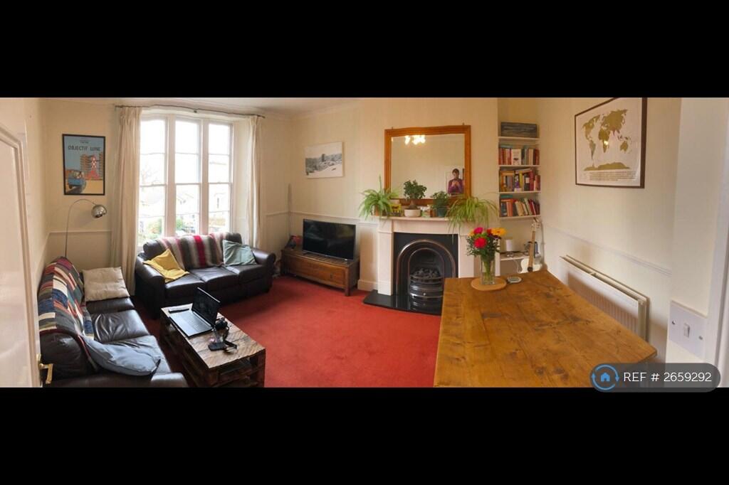 Lounge (Note: Sofas Have Now Changed)