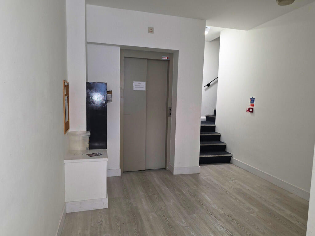 Commanal Hall