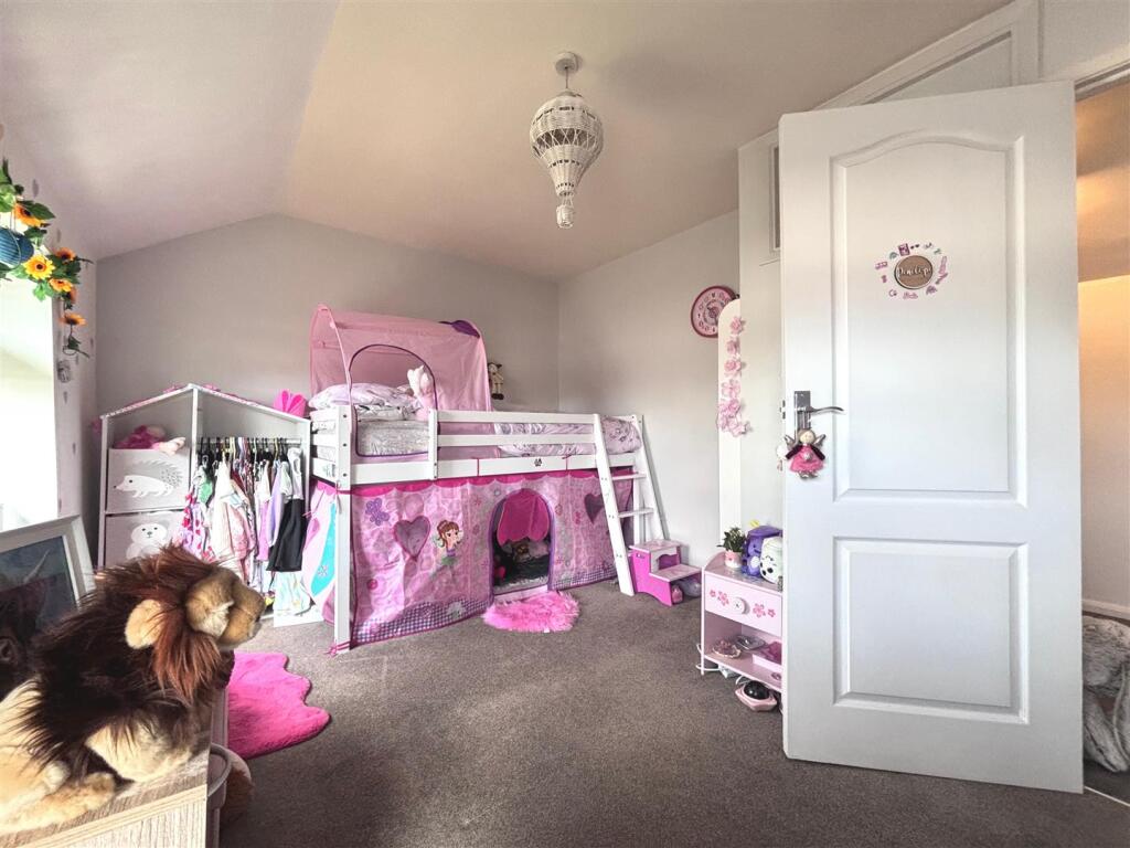 bedroom3.jpg