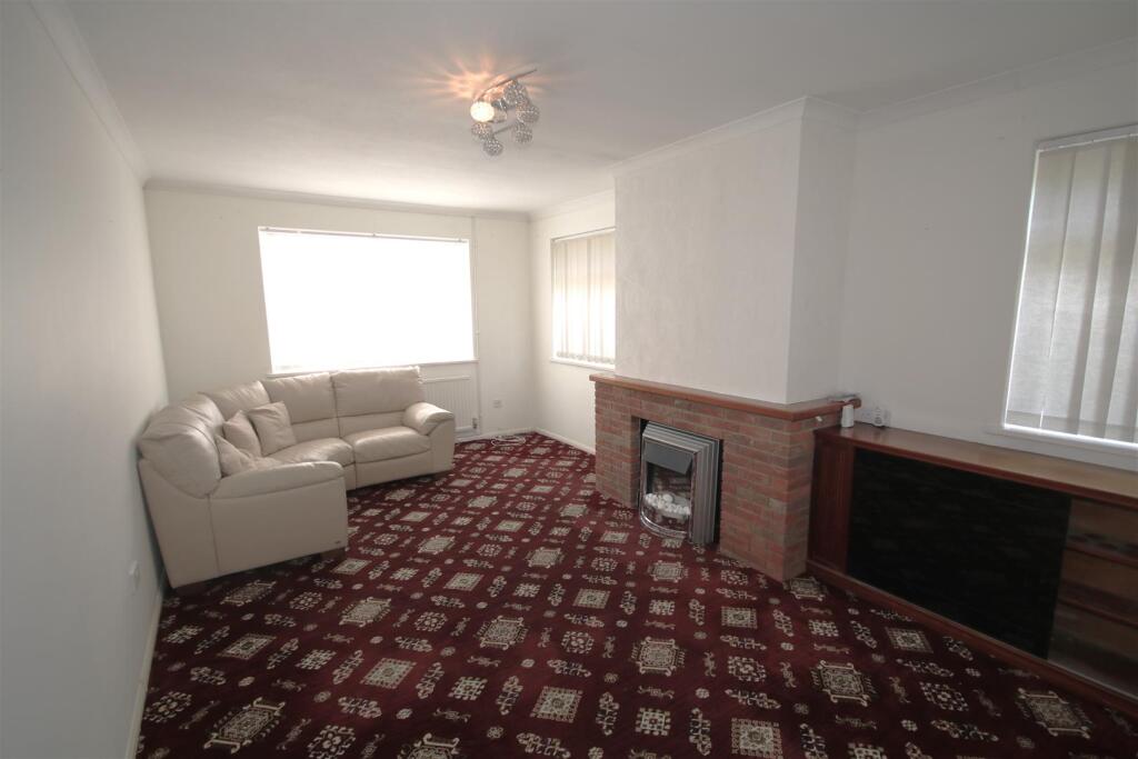 Living Room a.JPG