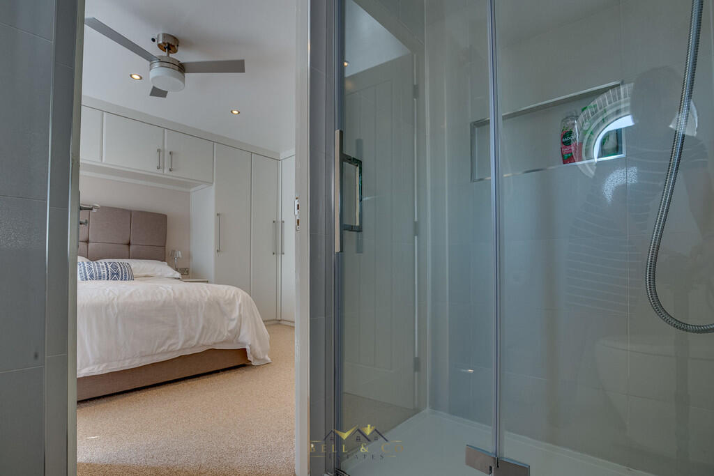 Ensuite 1.1