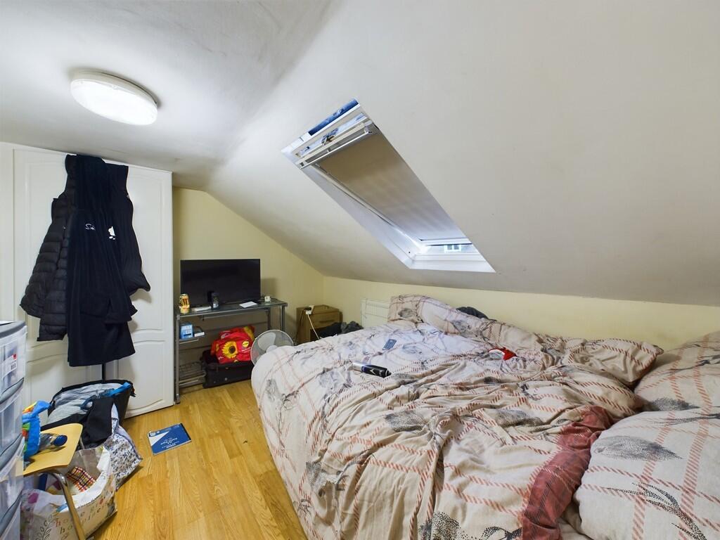 CAM03974G0-PR0061...