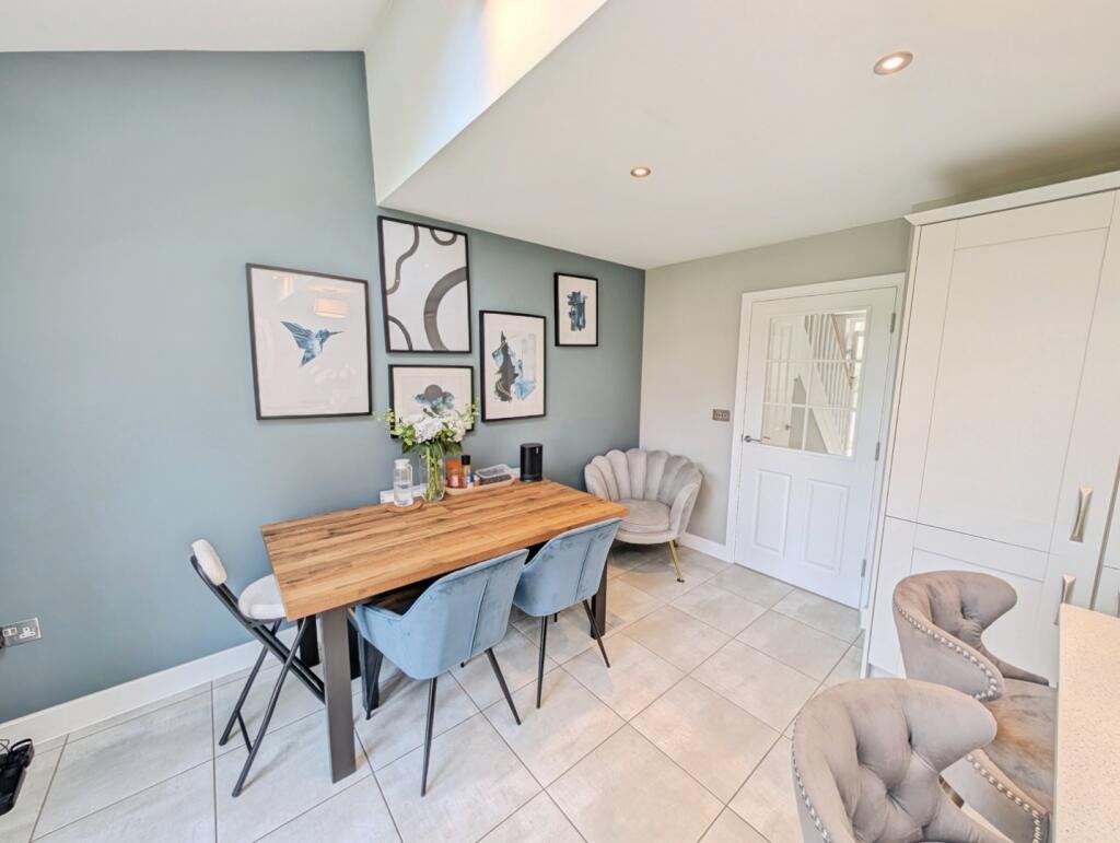 pbox-dining_room-341414.jpg