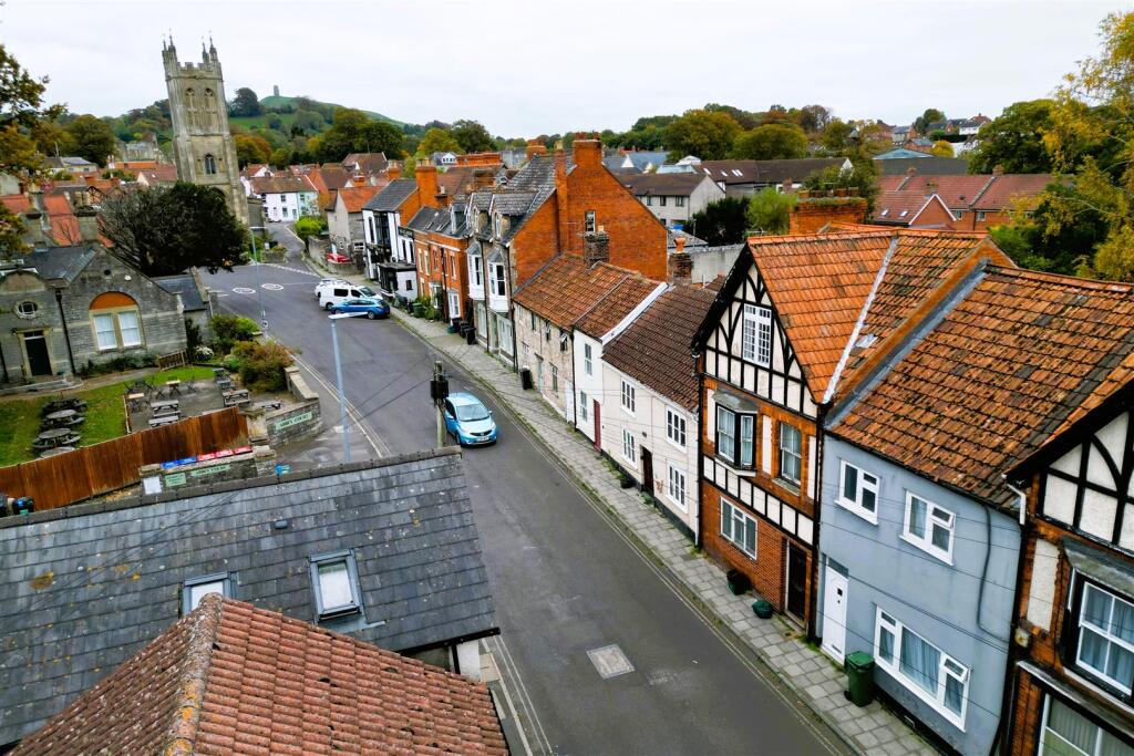 51 Benedict Street, Glastonbury, Somerset BA6 9NB 