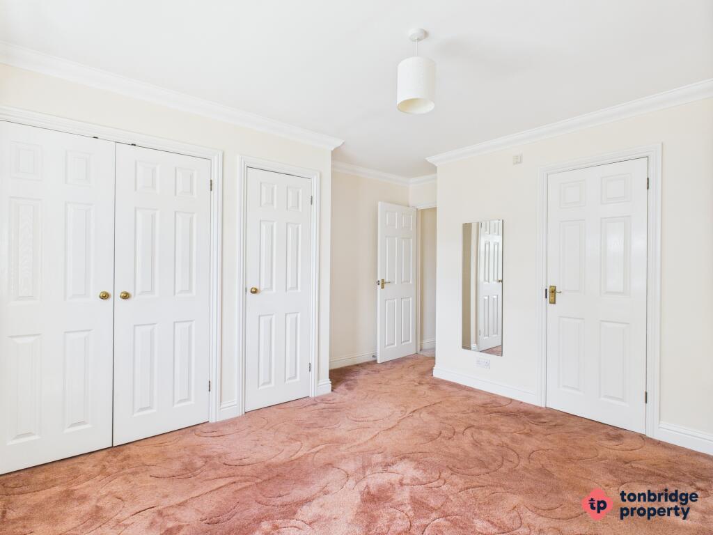 CAM03742G0-PR0023-STILL017