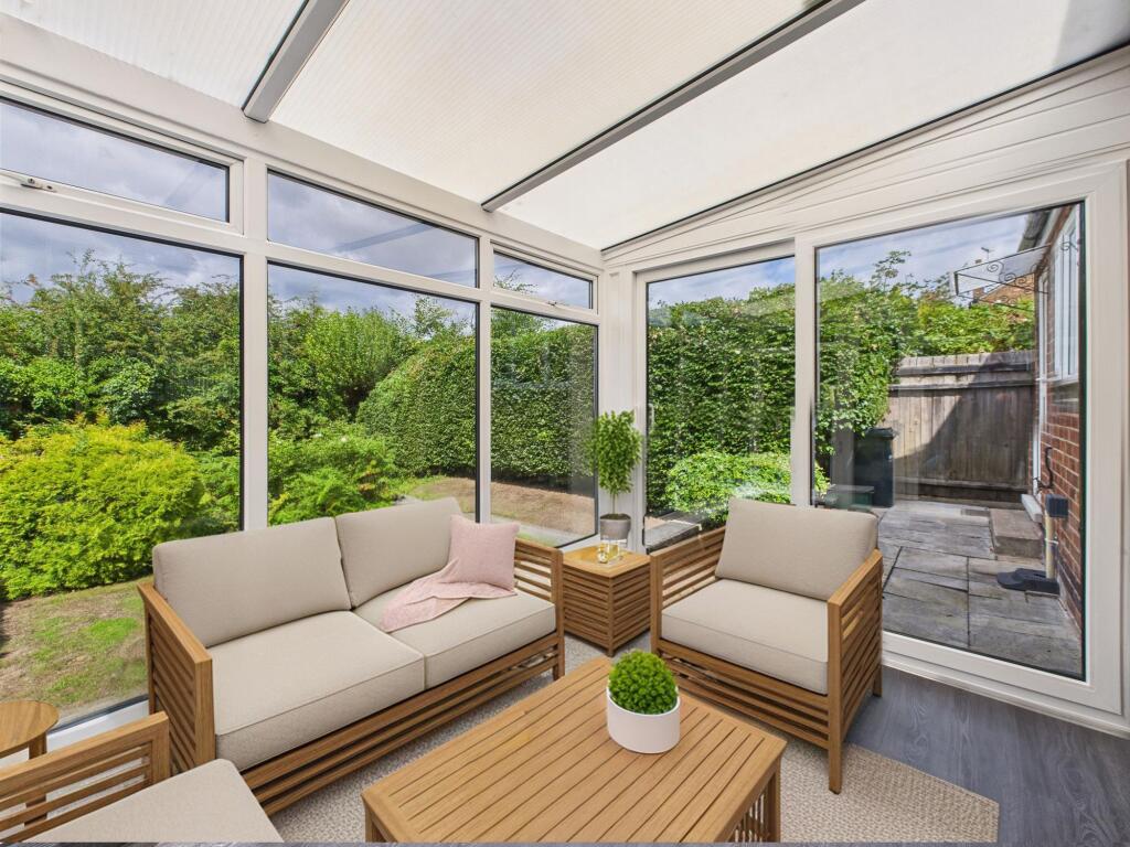 Conservatory (Virtually Furnished)