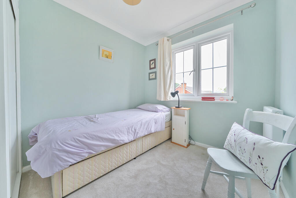 1299002-17-683f06...