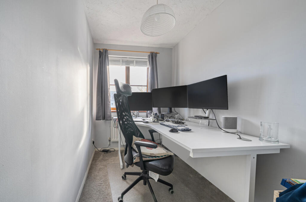 1386263-21-692f12...