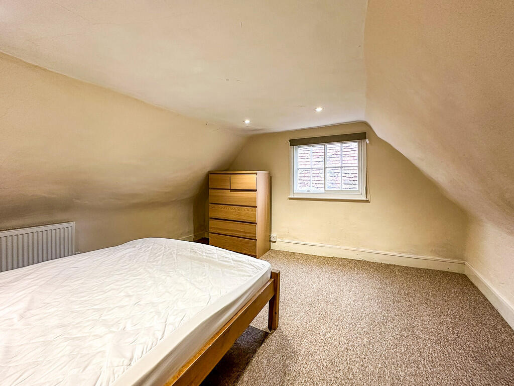 Bedroom Three (2)