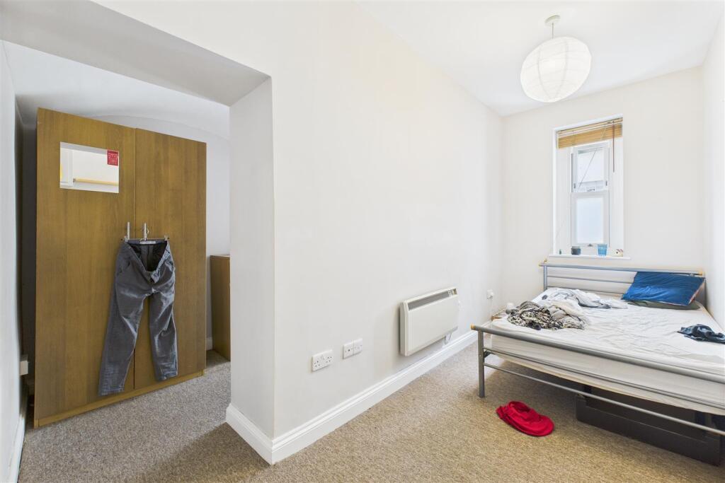 Basement Flat @ 54 St Pauls Road, Clifton, Bristol