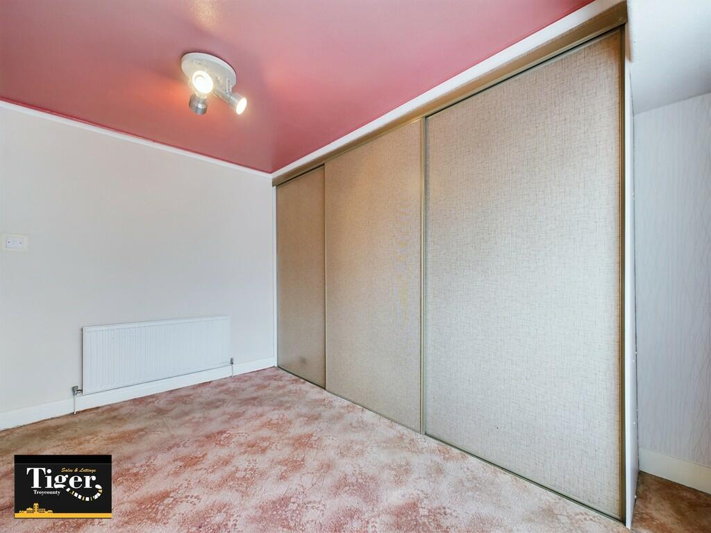 CAM02176G0-PR0339...