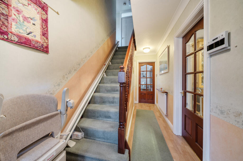 1360690-6-68e6365...