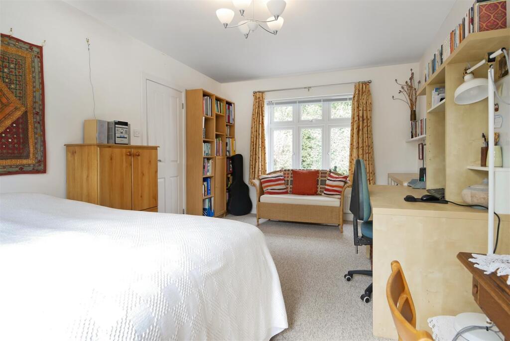 Bedroom.jpg