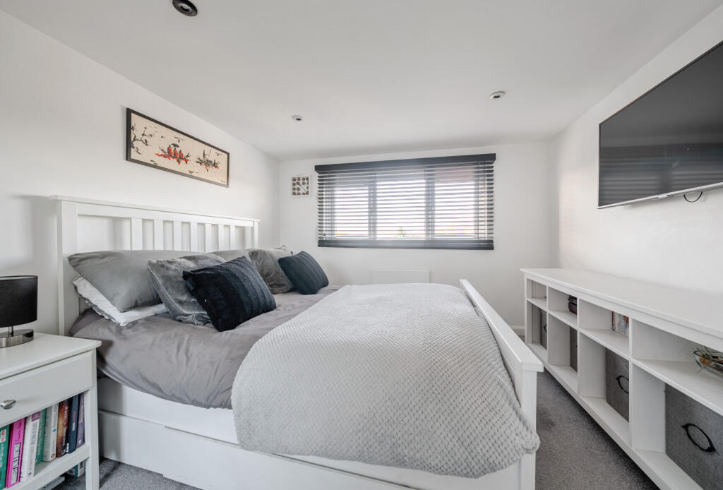 1384338-21-692ec5...