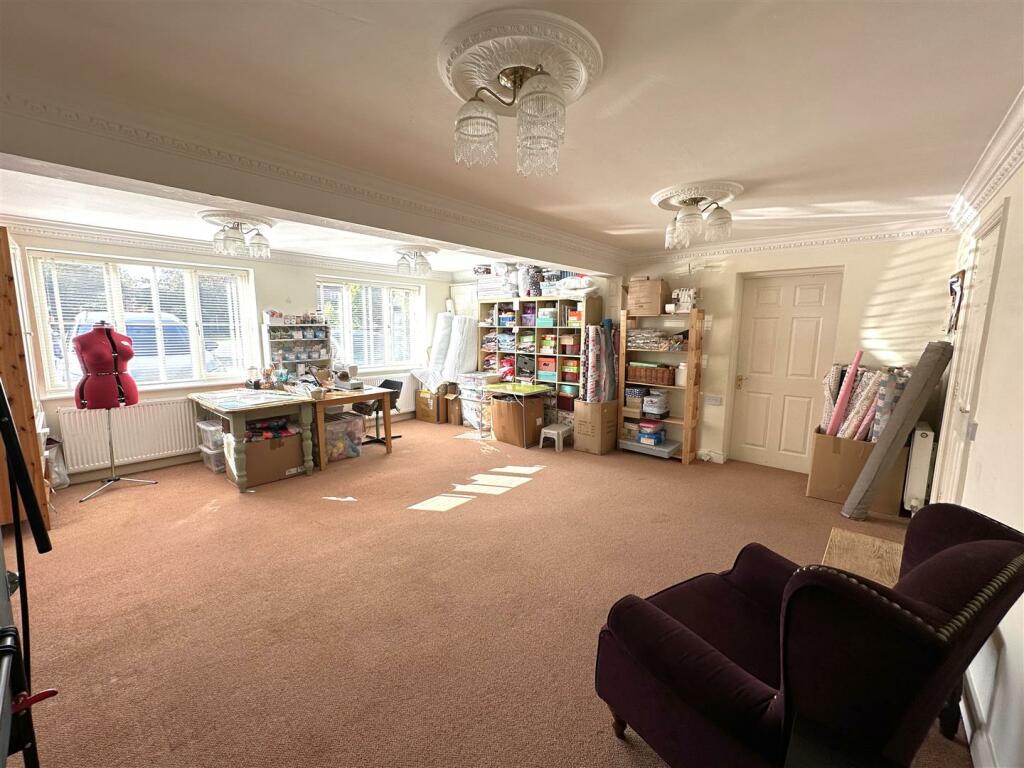 Multi-Purpose Family Room 560