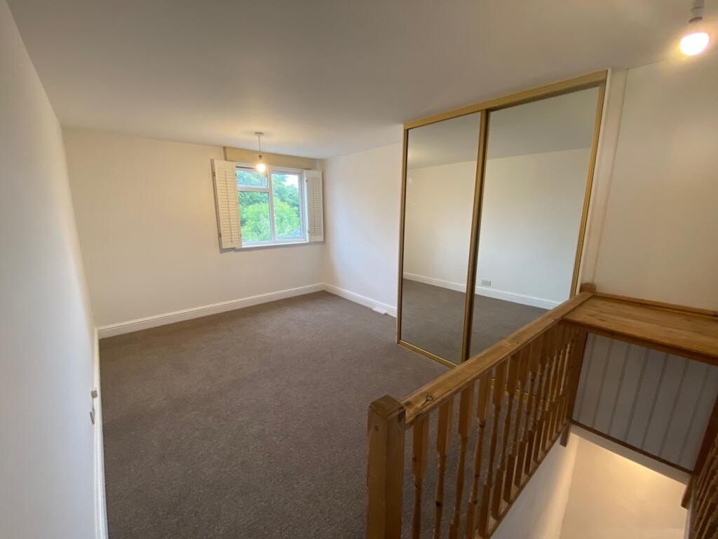 Bedroom 1 (2)