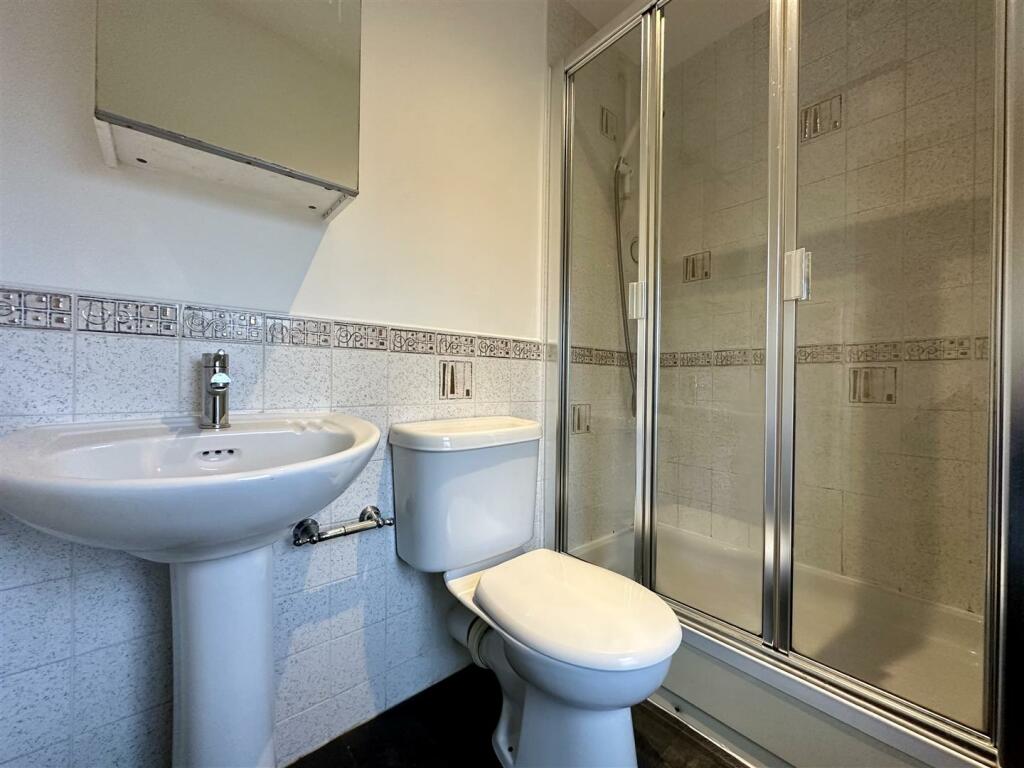 Bedroom 3 En Suite Shower Room