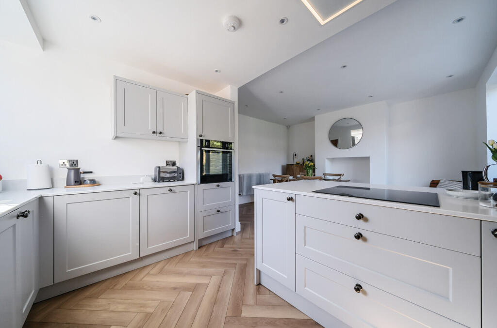 6800ef4be504f-l-1275835 (5)