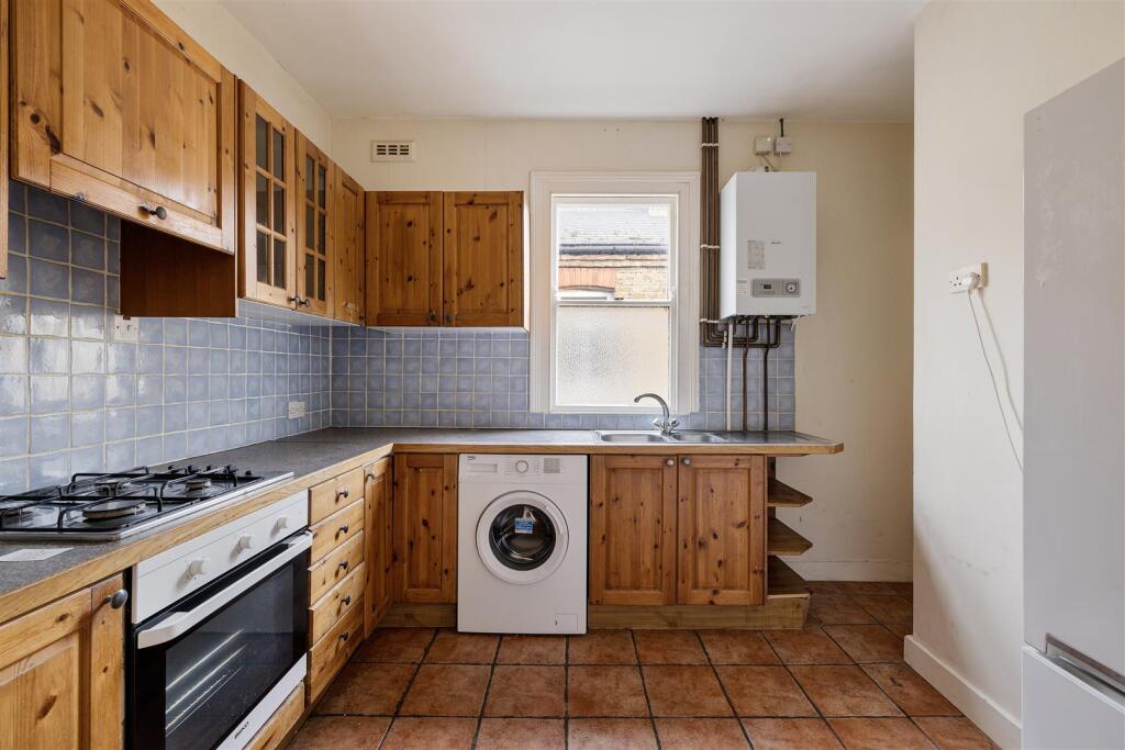 Brettenham Road, E17