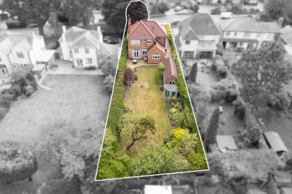 12 Longrood Road (36).jpg