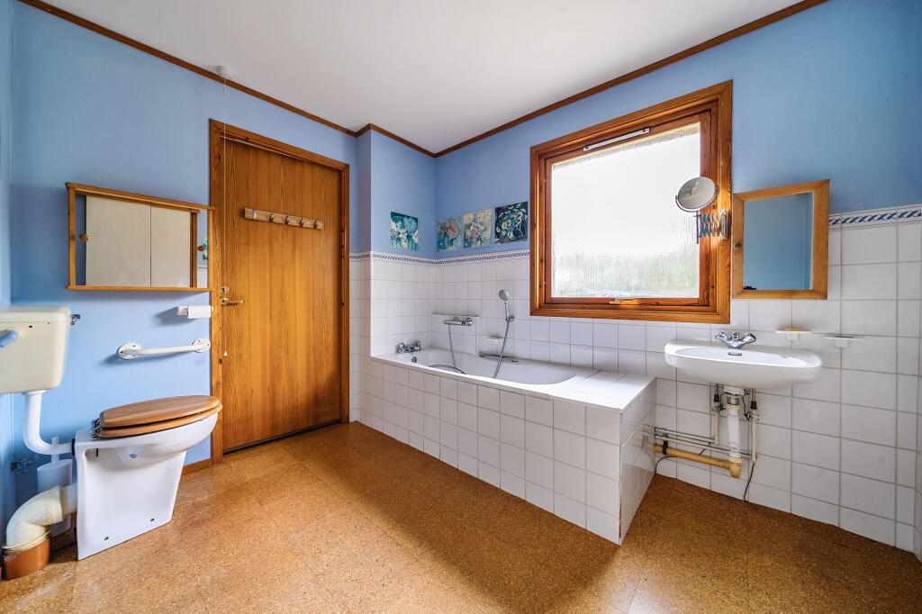Ensuite / Utility
