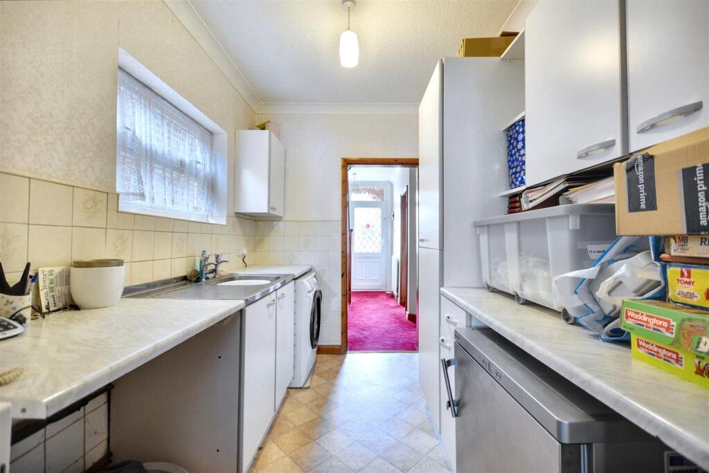 Utility Room_2.jpeg