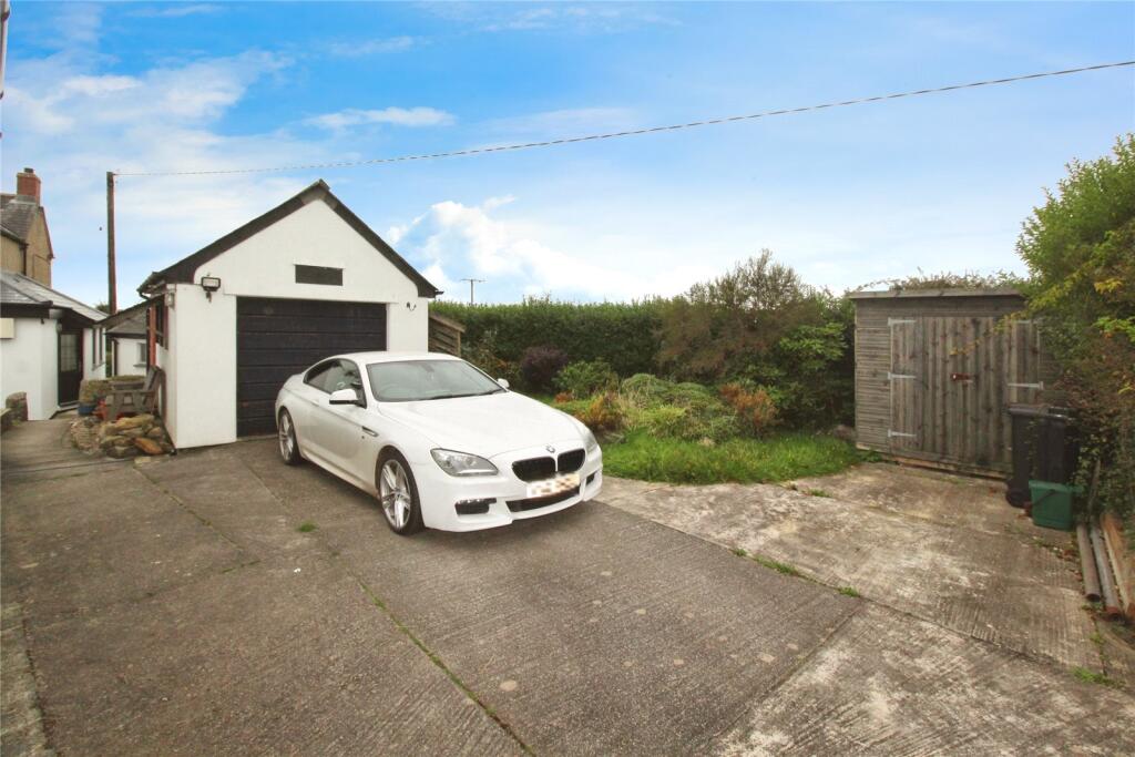 Garage &amp; Parking