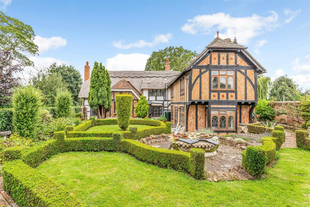 Barley Close Cottage 322106  (22).jpg