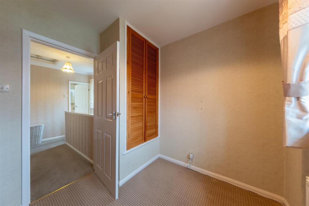 61 Blackcroft Avenue-016.jpg