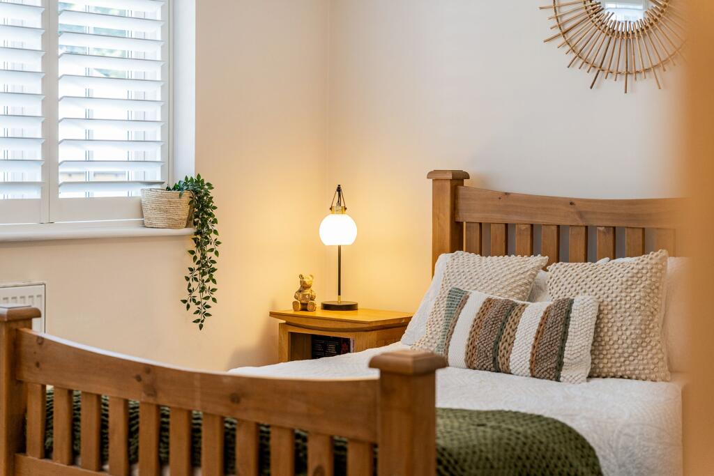 Bedroom 3 Detail