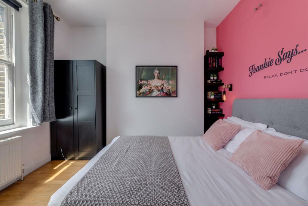 BEDROOM 1 b.jpg