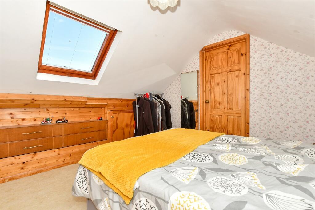 Loft Room 1