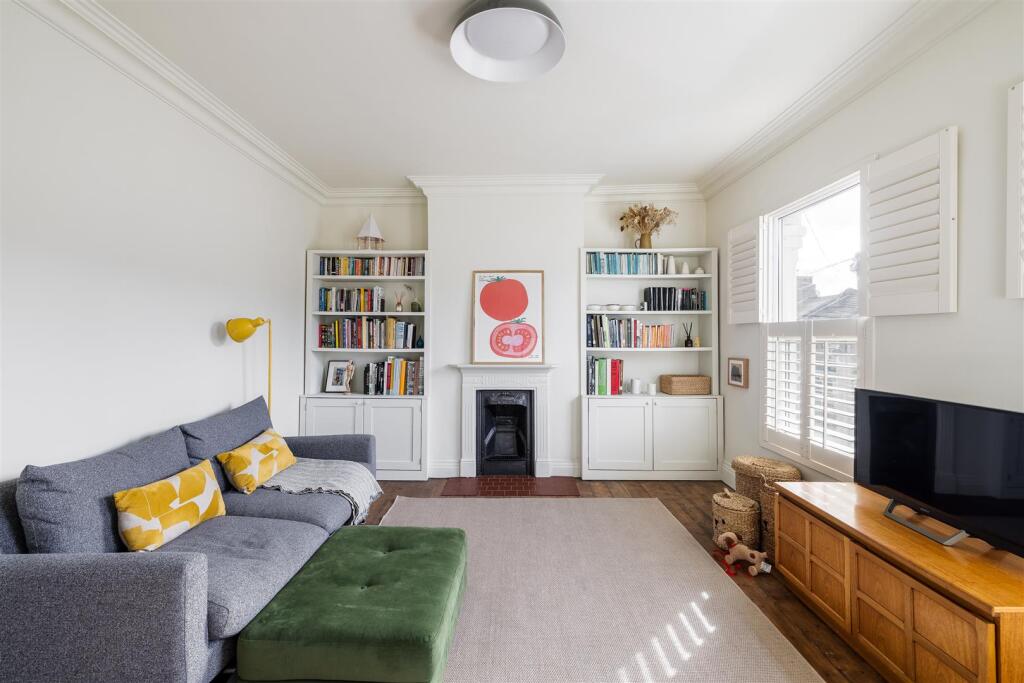 Mornington Road, E11