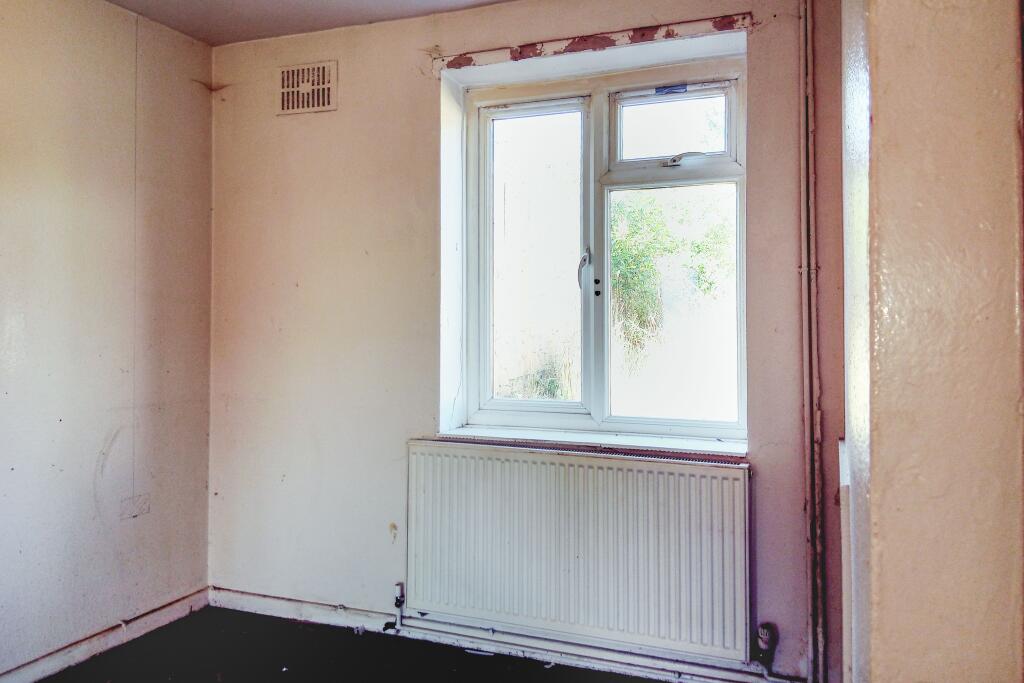 32 Berry Close, Exmouth, Devon EX8 2PT