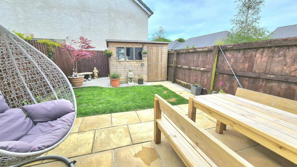 OUTSIDE - REAR GARDEN