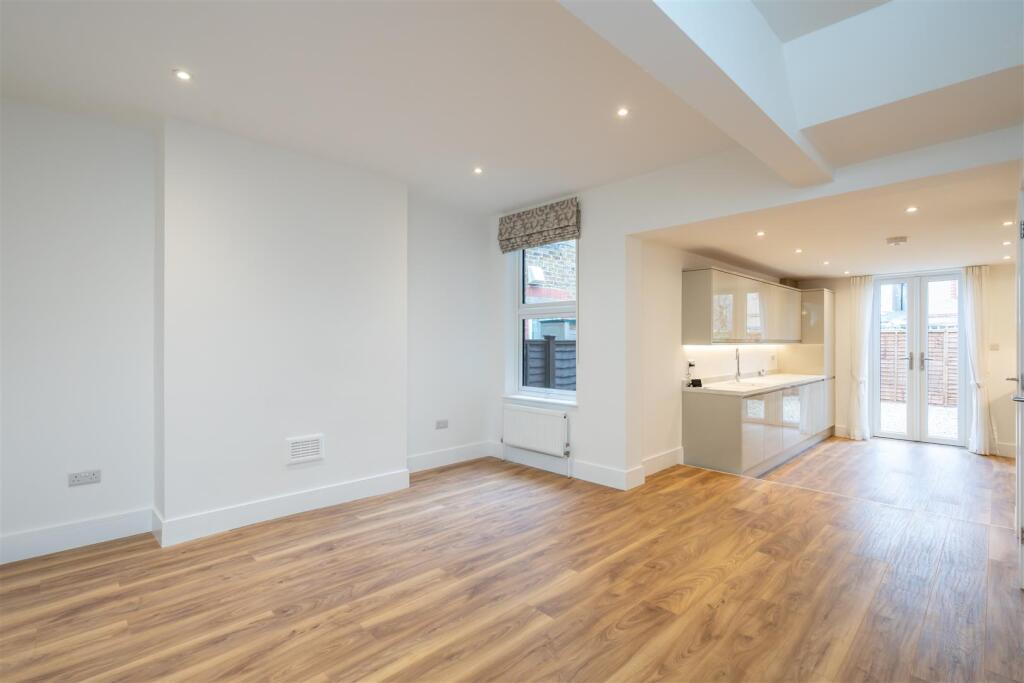 Dining Room to Kitchen.jpg