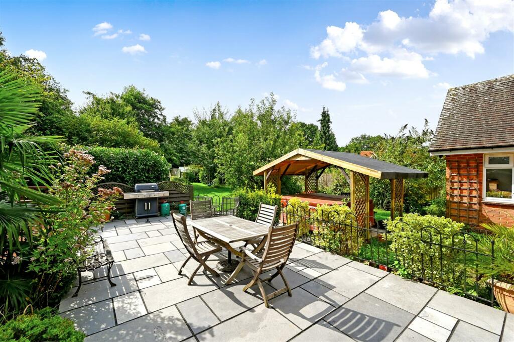 3 Stable House Bungalows, exterior (10).jpg