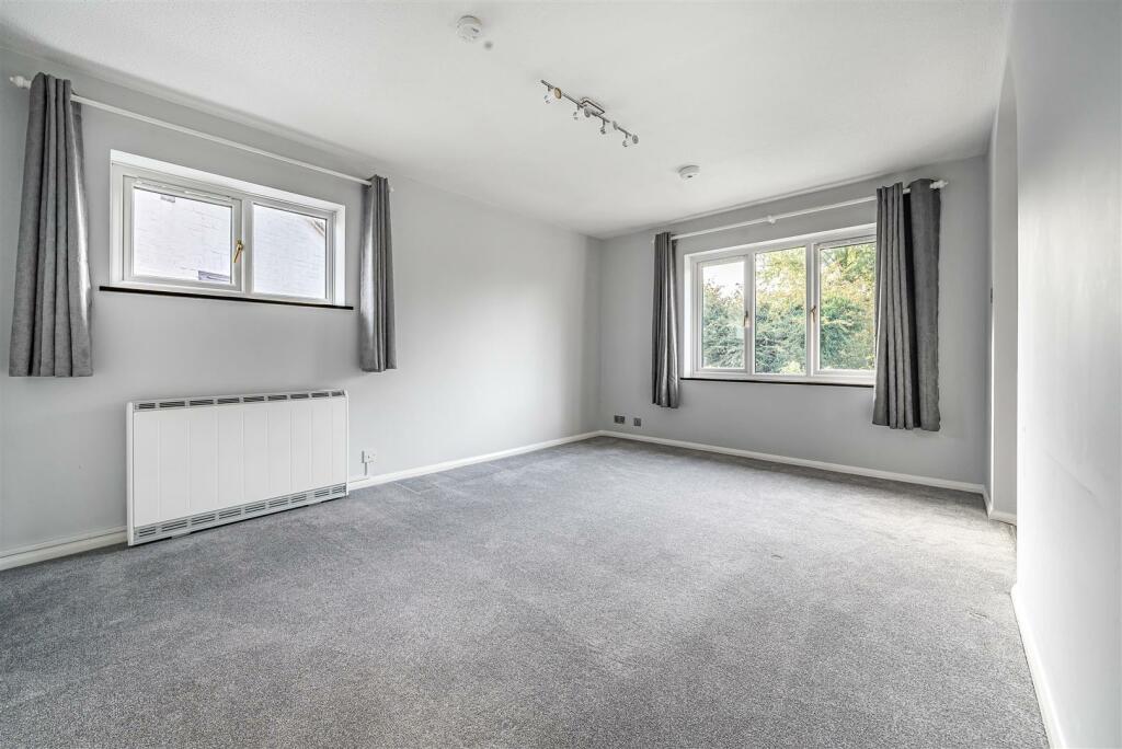 Bedroom.jpg