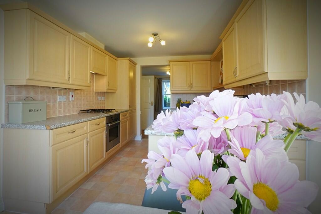 Kitchen dining rm
