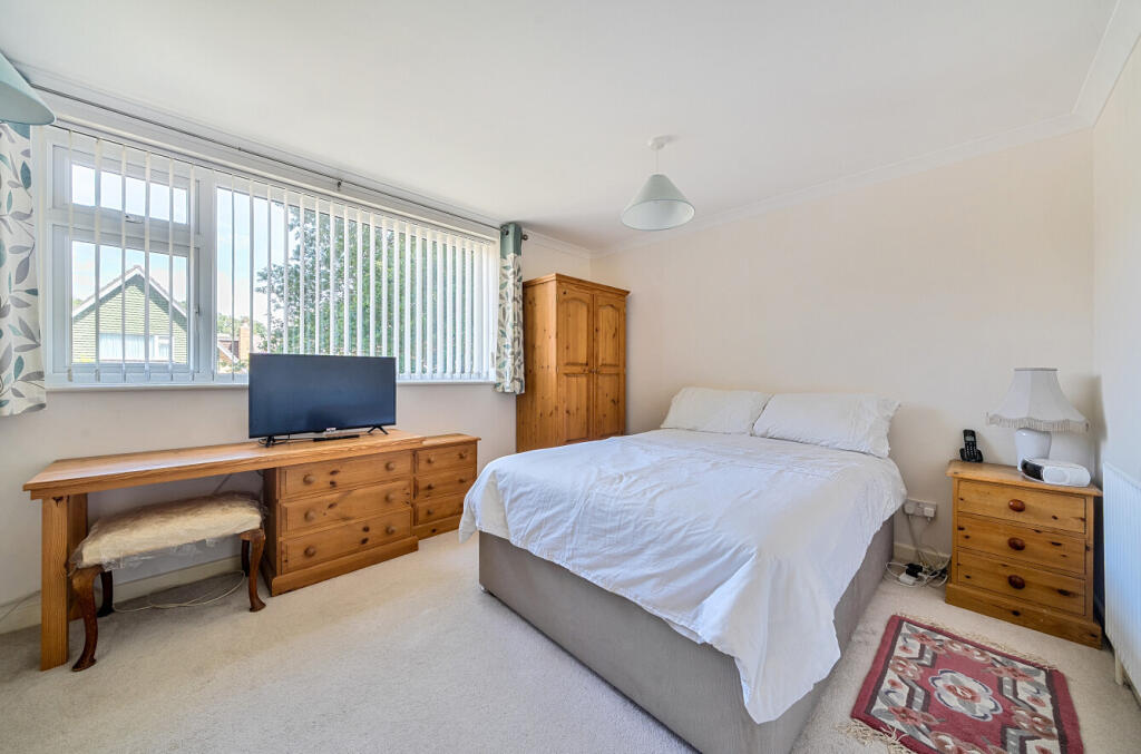 1313663-5-6855784...