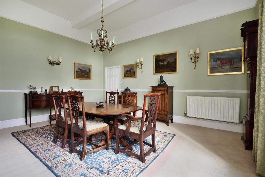4 Chestnut Lane (27).jpg
