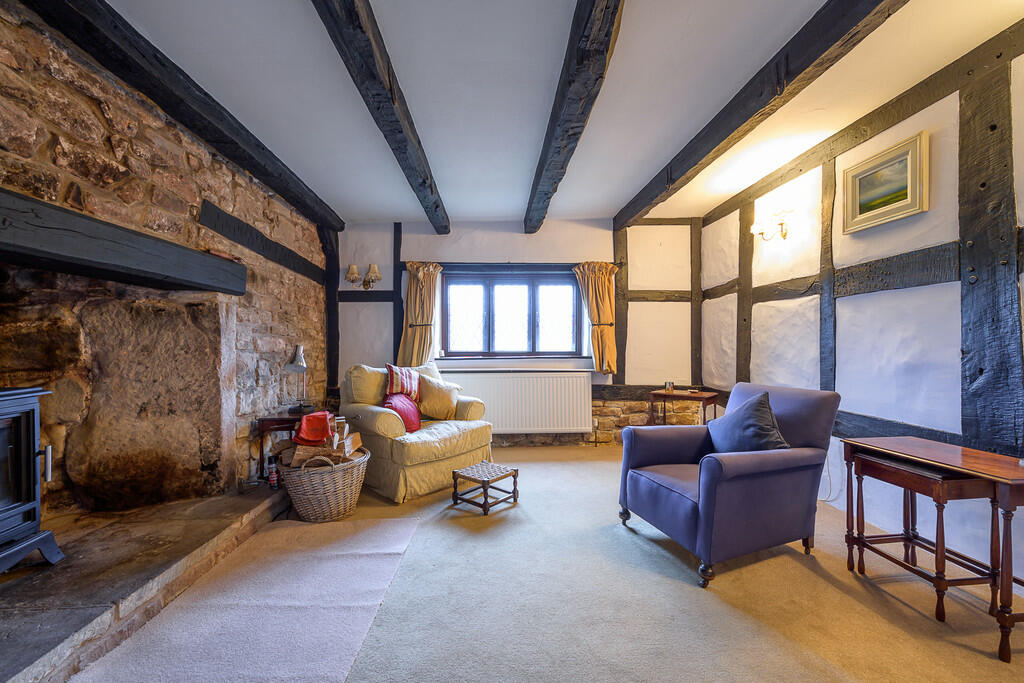 Cowles house loun...