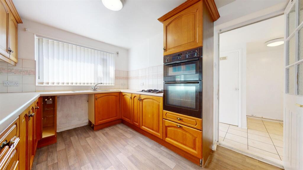 Rose Drive Kitchen