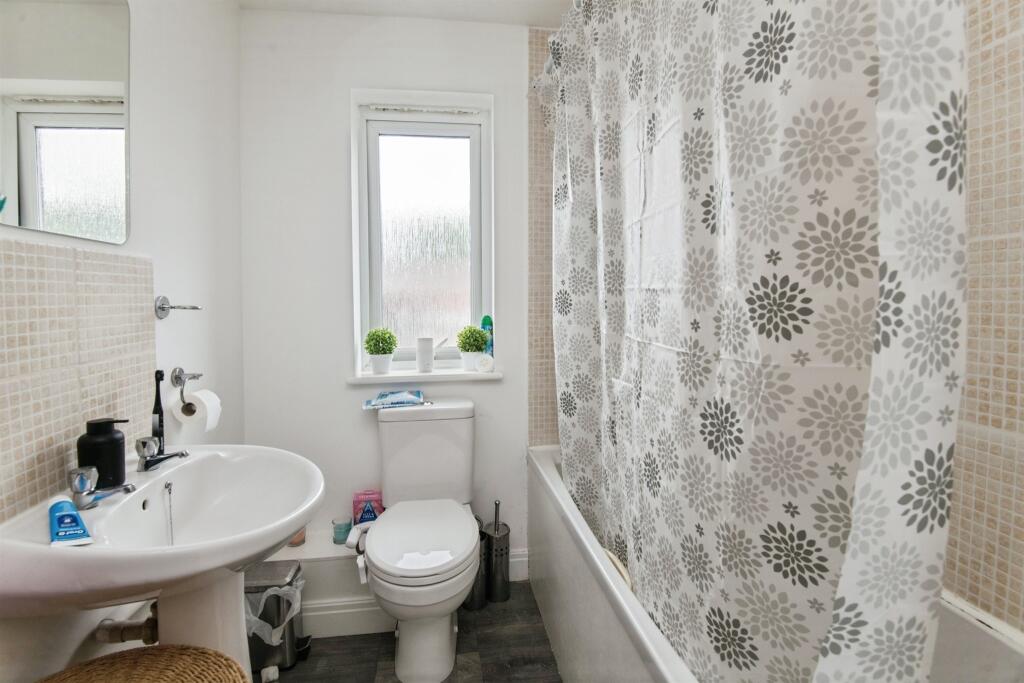 Market Place, Willand, Cullompton