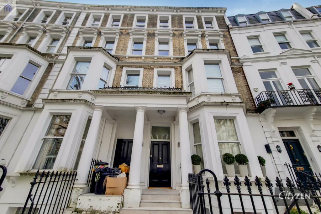 30-31 PHILBEACH GARDENS