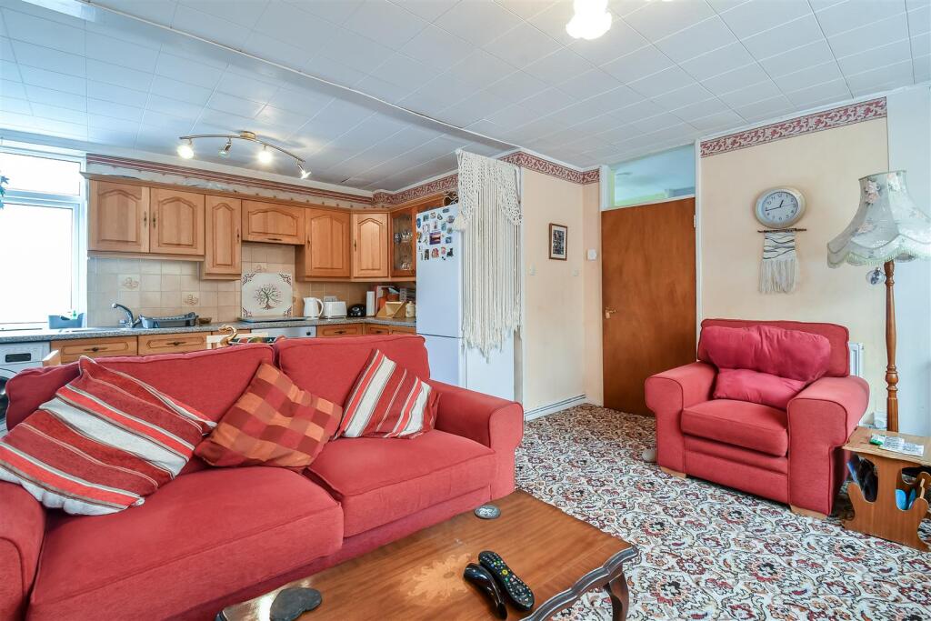 Living / Dining
